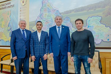 Сергей Грачев: «Оренбургская школа бокса развивает традиции и поддерживает высокую репутацию»